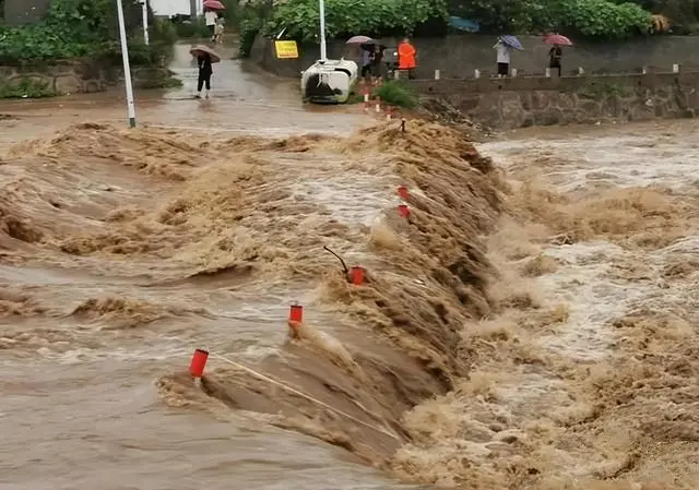 “冷”“热”“雨”“雪”都有极端情况！北京去年发生了八大极端天气气候事件