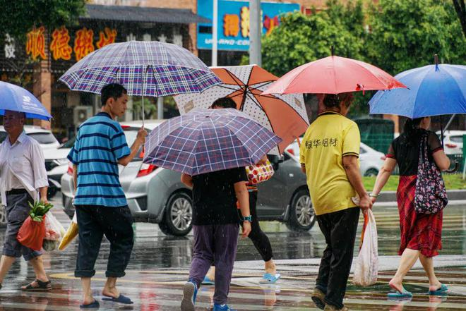 广东未来三天持续强降水，大部分地区将有雷阵雨