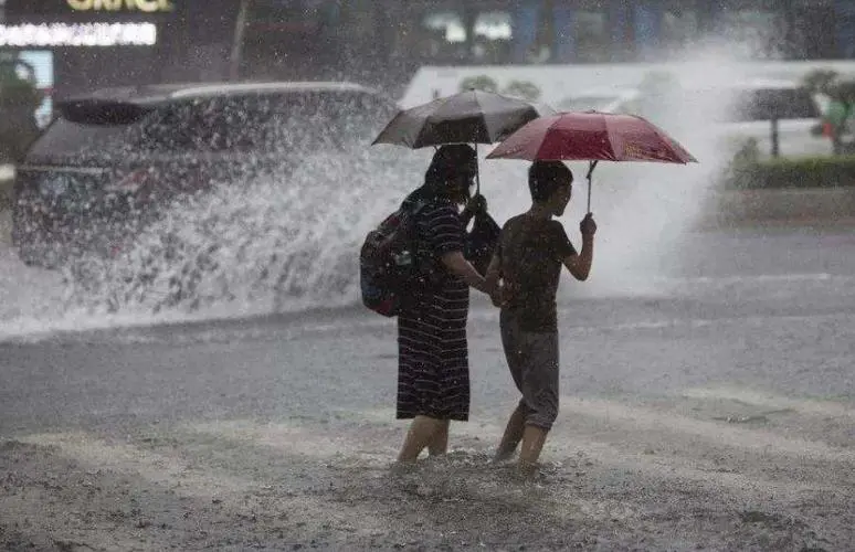 广东今明两天仍有大到暴雨 中北部有9级大风