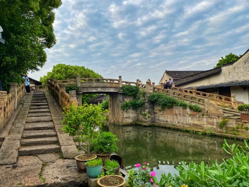 浙江今夜开始降水，明后天及14日雨势较大局部暴雨和强对流天气