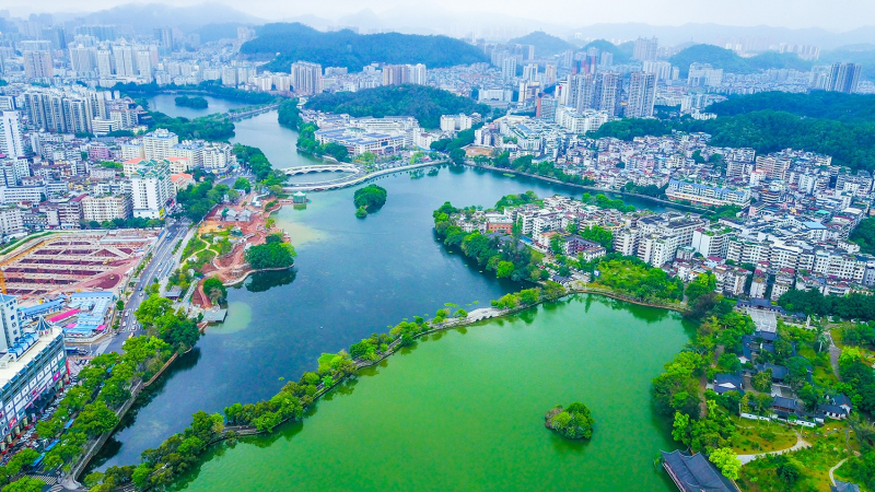 广东今明两天西部市县有阵雨或雷雨 大部分地区阳光在线