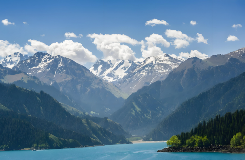 新疆天山天池旅游攻略，天山天池风景区介绍