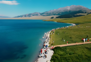 新疆赛里木湖旅游攻略，赛里木湖景区介绍