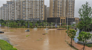 广西今天南宁柳州等多市有大暴雨+雷暴大风，未来三天强降雨不断