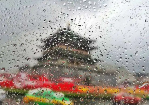 陕西全省多地今起三天雨水频繁，今天汉中局地有短时暴雨现身