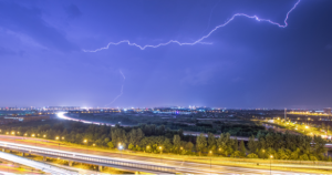 山东青岛淄博等多地下午至明天雷雨大风明显