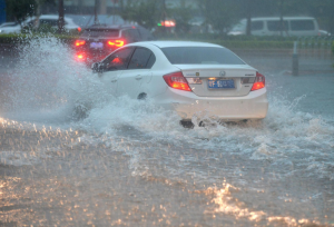 广东珠三角粤西今天有大暴雨，明天全省大雨在线珠三角等地有大暴雨