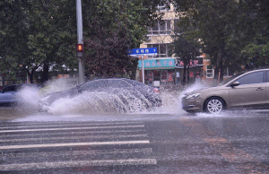 辽宁今白天庄河等地还有大暴雨，晚上开始雨水渐停转多云