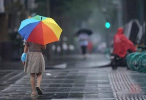 江苏大部今天强风劲雨在线，淮北等地有暴雨+8级大风