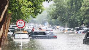 未来三天我国强降雨主要集中在华南一带，今天两广海南局地有大暴雨