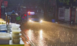 湖南明天起受强冷空气影响有大雨大风登场，最高气温降至32℃