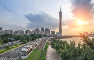 广东今明两天晴朗干燥需注意防火，14日粤西等地陆续有小雨上线